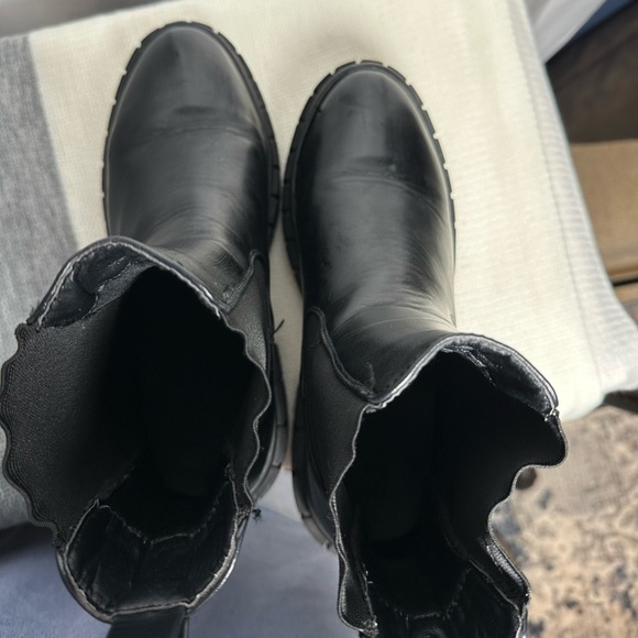 Truffle Collection Chunky Chelsey boots, black Sz 8 - Picture 4 of 6